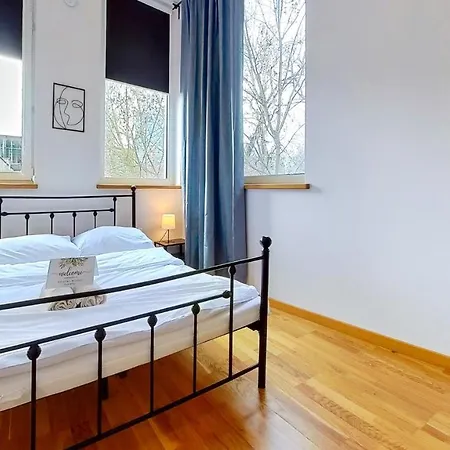 Apartment Roomspoznan Pl - I Polwiejska 20 - 24h Self Check-in Poznan