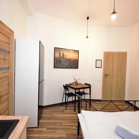 Apartment Roomspoznan Pl - I Polwiejska 20 - 24h Self Check-in Poznan