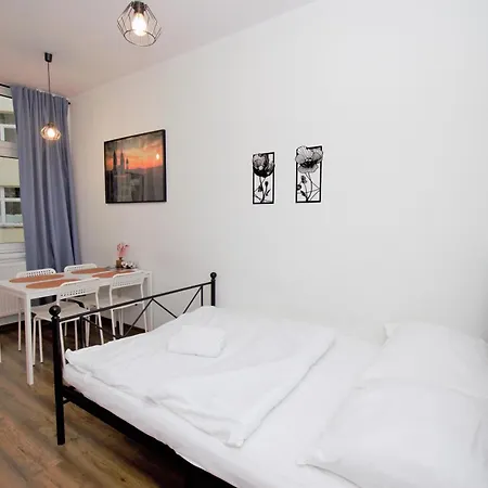 Roomspoznan Pl - I Polwiejska 20 - 24h Self Check-in * Poznan