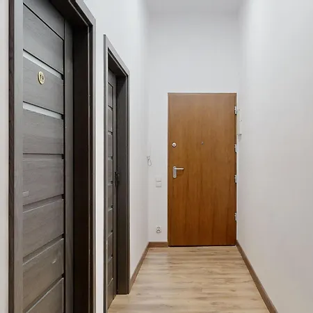 Roomspoznan Pl - I Półwiejska 20 - 24h Self Check-in Poznań