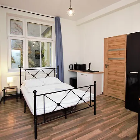 Roomspoznan Pl - I Półwiejska 20 - 24h Self Check-in Poznan