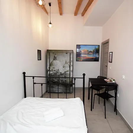 Apartamento Roomspoznan Pl - I Półwiejska 20 - 24h Self Check-in *