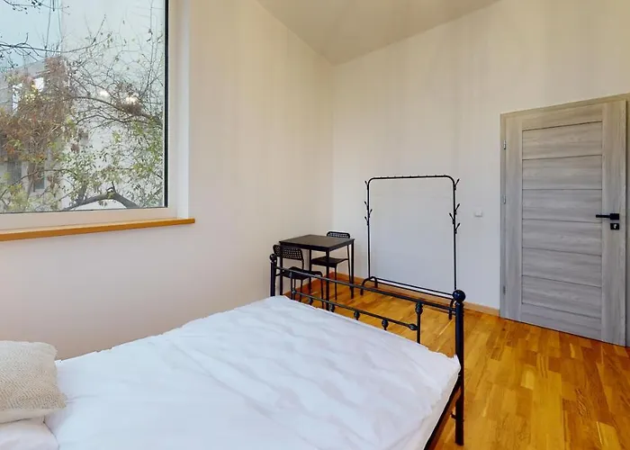 Apartament Roomspoznan Pl - I Półwiejska 20 - 24h Self Check-in