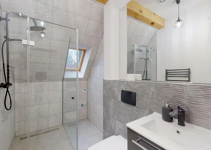 Apartament Roomspoznan Pl - I Półwiejska 20 - 24h Self Check-in Poznań