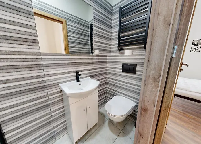 Roomspoznan Pl - I Półwiejska 20 - 24h Self Check-in * Poznan