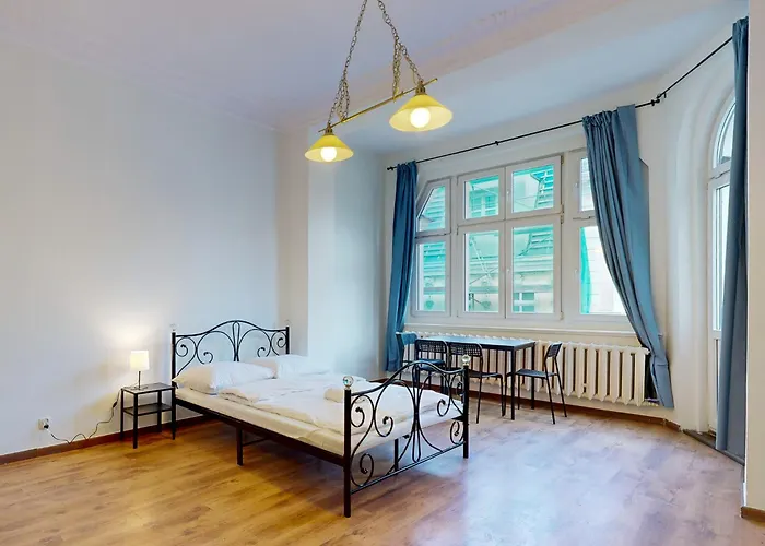 Apartamento Roomspoznan Pl - I Półwiejska 20 - 24h Self Check-in *