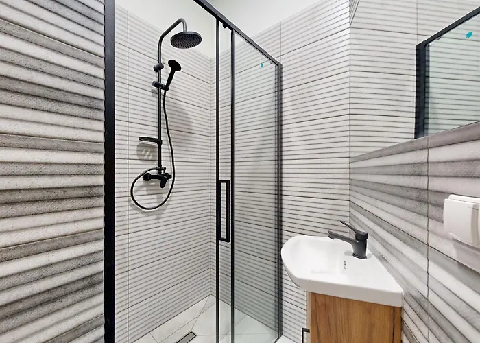 Roomspoznan Pl - I Półwiejska 20 - 24h Self Check-in * Poznań