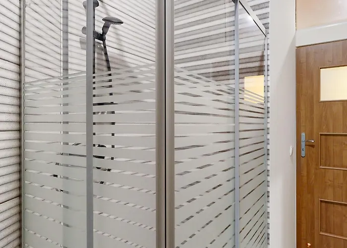 Apartament Roomspoznan Pl - I Półwiejska 20 - 24h Self Check-in Poznań