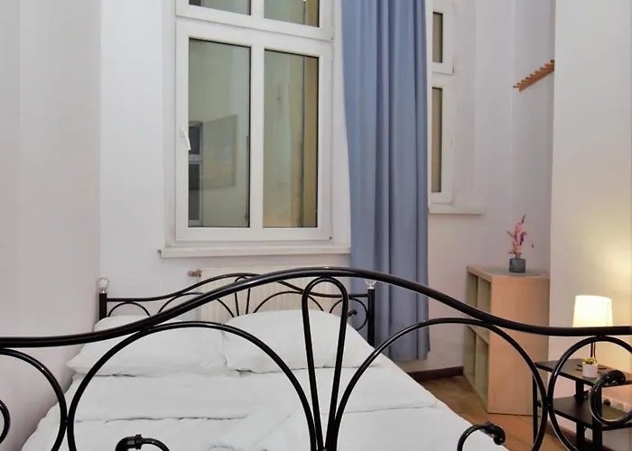 Apartament Roomspoznan Pl - I Półwiejska 20 - 24h Self Check-in